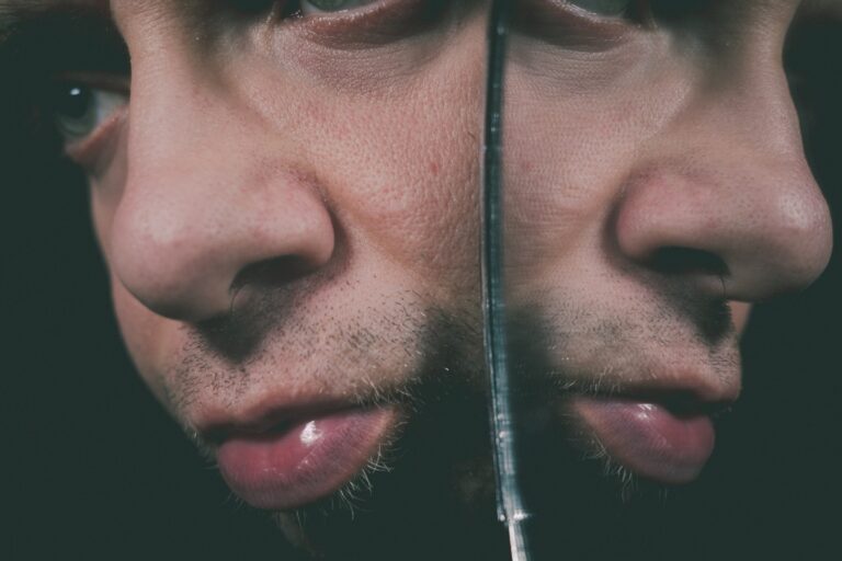 La doble mirarda
La fotografía fue realizada durante el año 2017
@andanafoto @selfportraits_on_fire