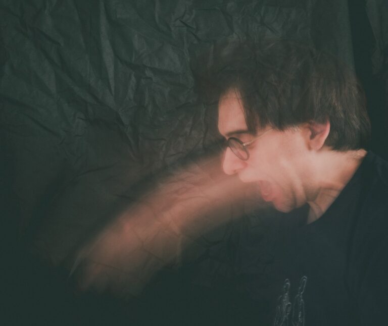 Fantasma
La fotografía fue realizada durante el año 2017
@andanafoto @selfportraits_on_fire