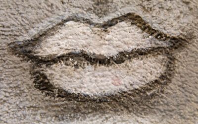 Fotografía Urbana y Arte Callejero: Cuando las Paredes Hablan