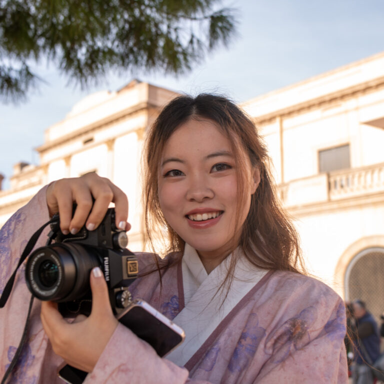 Dos miradas, dos cámaras
Fotografia realizada en el año 2024