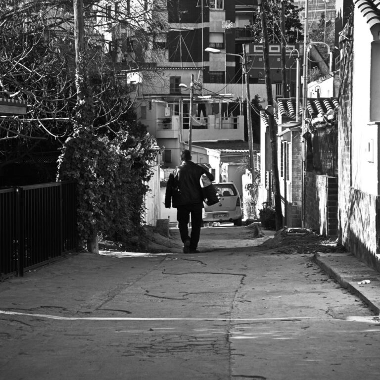 Bajando de la calle